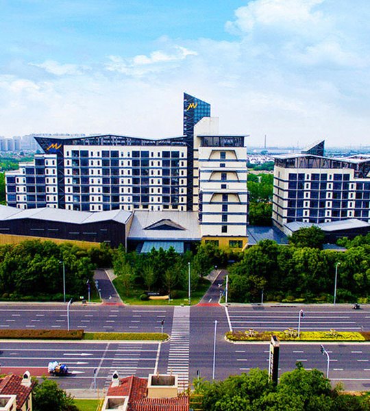 Grand Metropark Universal Dinosaur Town Hotel Over view