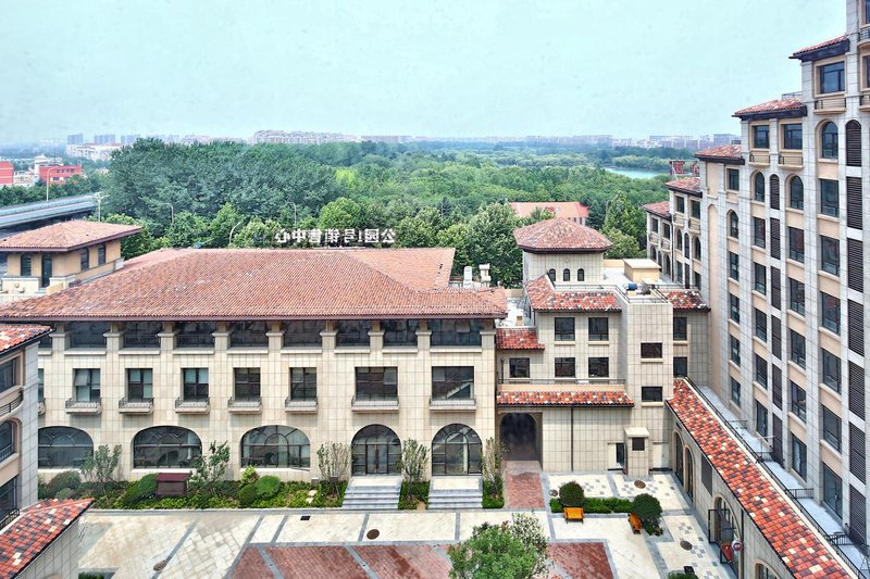 GreenTree Eastern Hotel (Qingdao Century Park Liuting Airport) Over view