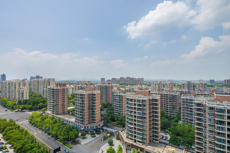 Elan Hotel Over view