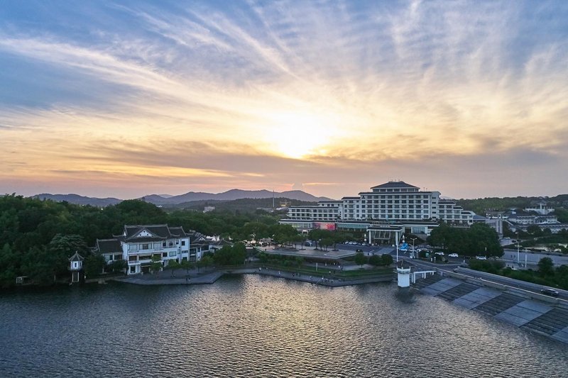 Tianmuhu Hotel Over view