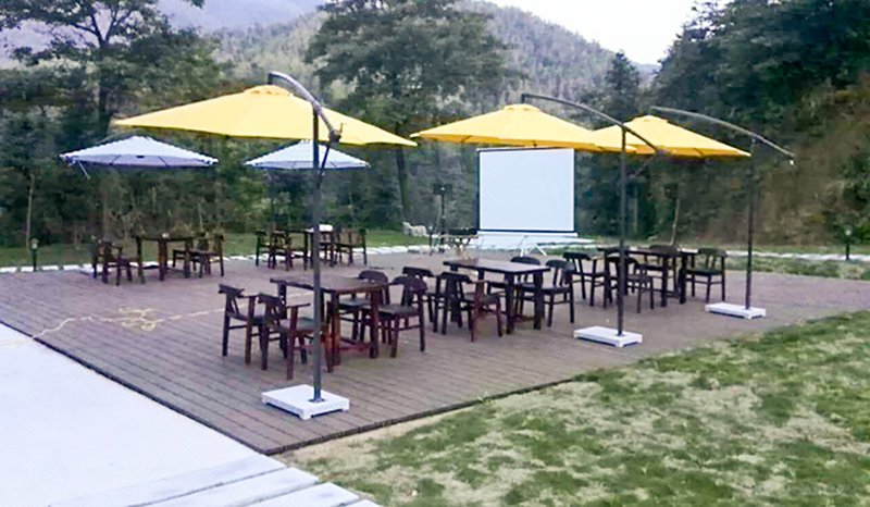 startentinnOver view