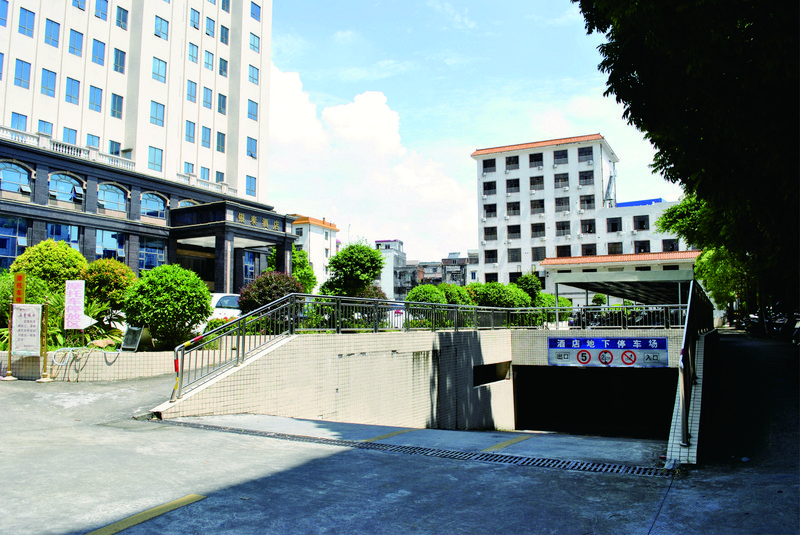 Yangjiang Yintai Hotel Over view