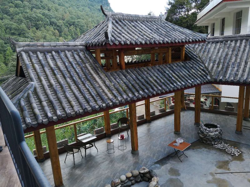 BANPOLAOJIAOver view