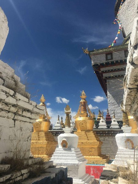 Happiness Hotel周边景点