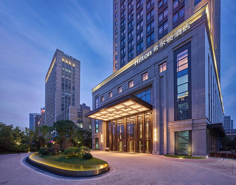 Grand New Century Hotel Boao Hangzhou over view