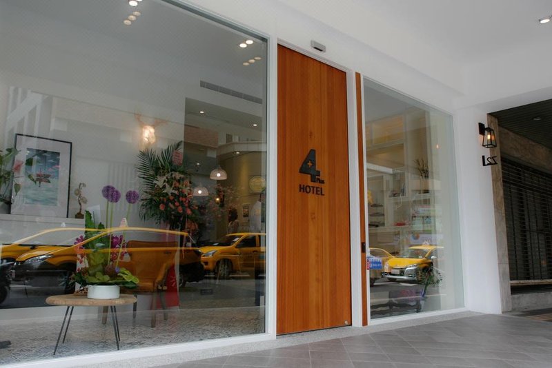 4Plus Hotel酒店外观