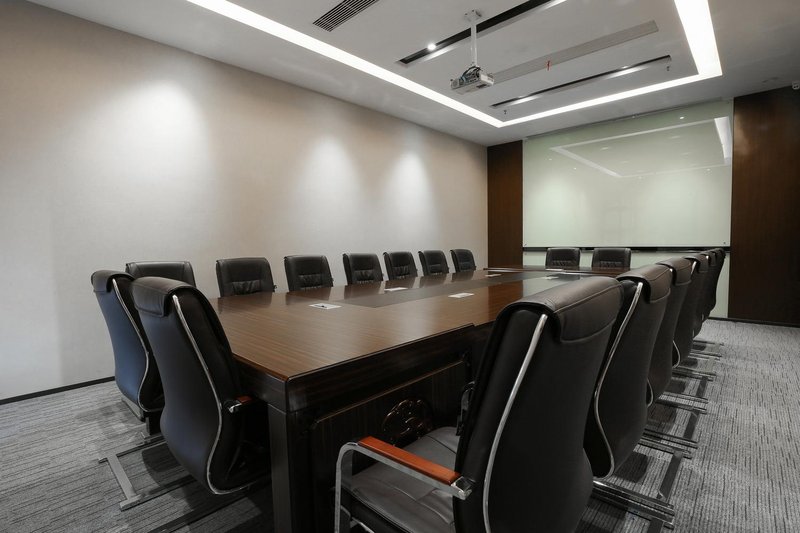 Boyu Hotel meeting room