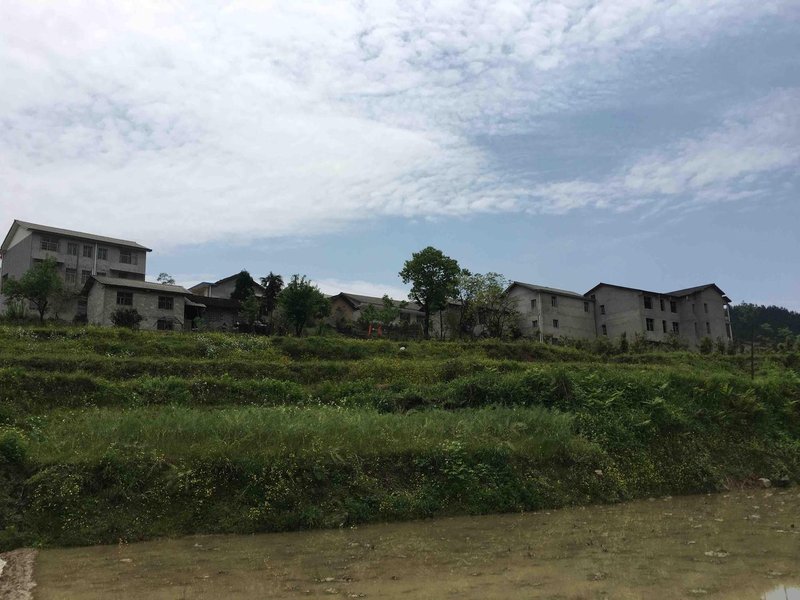 zhang jia jie xiao he shan ju周边景点