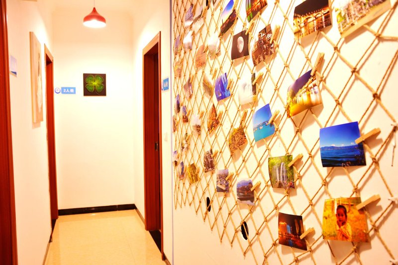 Qianduoduo Capsule  HostelHotel public area