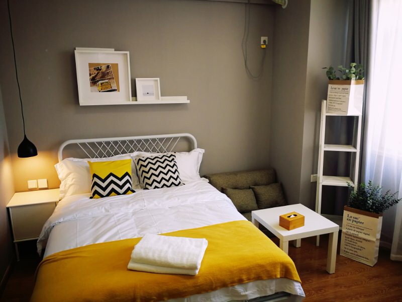 世悦轻奢度假公寓(青岛啤酒街银丰晶品店)