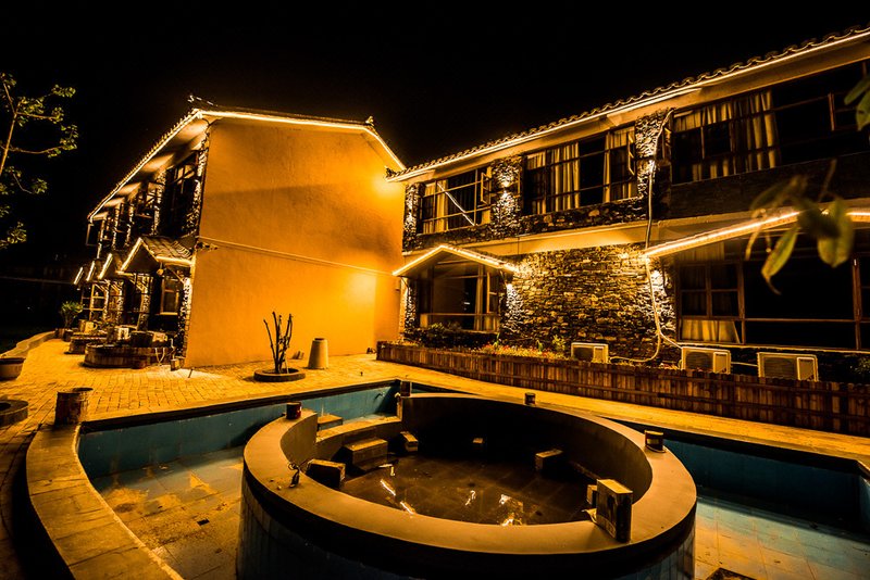 TONG YOU BIE YUANOver view