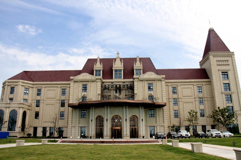 SHUOXIANG  LAKE  HOTEL Over view