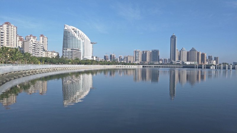 happy triumph hotel周边景点