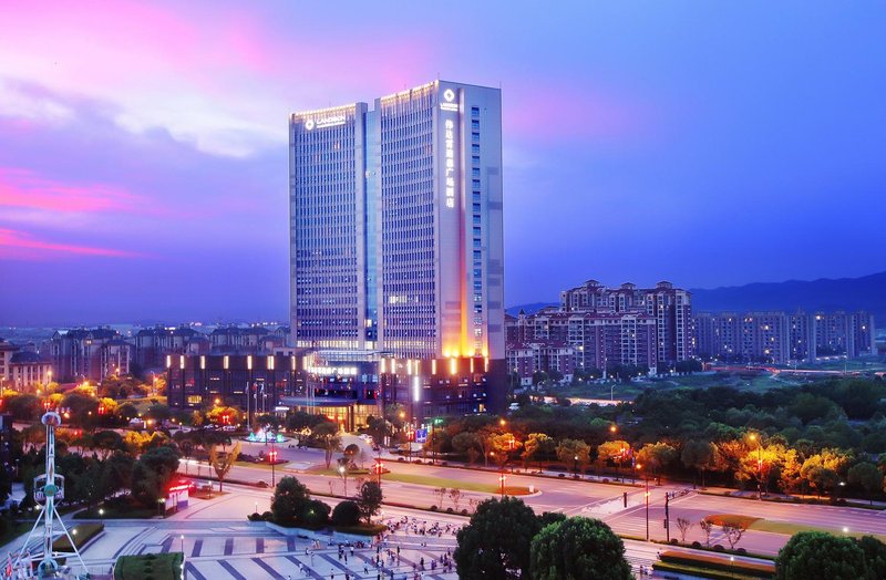 Weida Lei Di Seng Guangchang Hotel over view