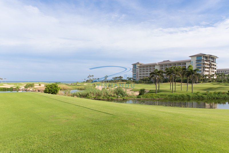 Yishan Lanhui Holiday Apartment (Hailing Island Poly Silver Beach) Over view