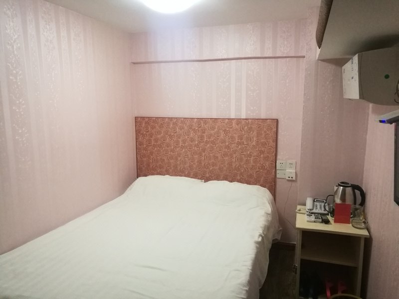 Zunke 68 Express Hotel Qingdao Guest Room