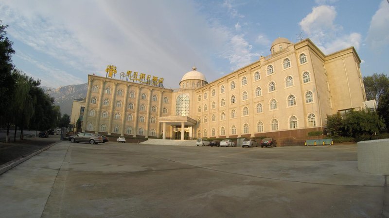 Roman Holiday Hotel Over view