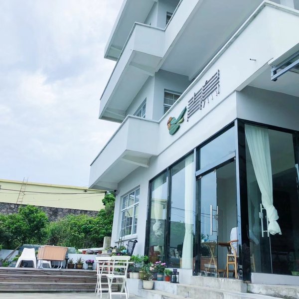 QBird Home 酒店外观