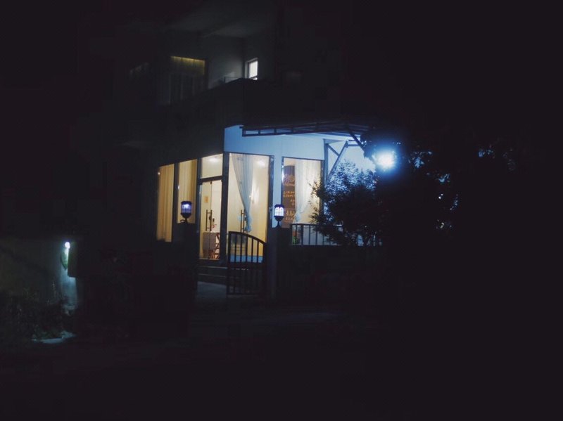 QBird Home 酒店外观