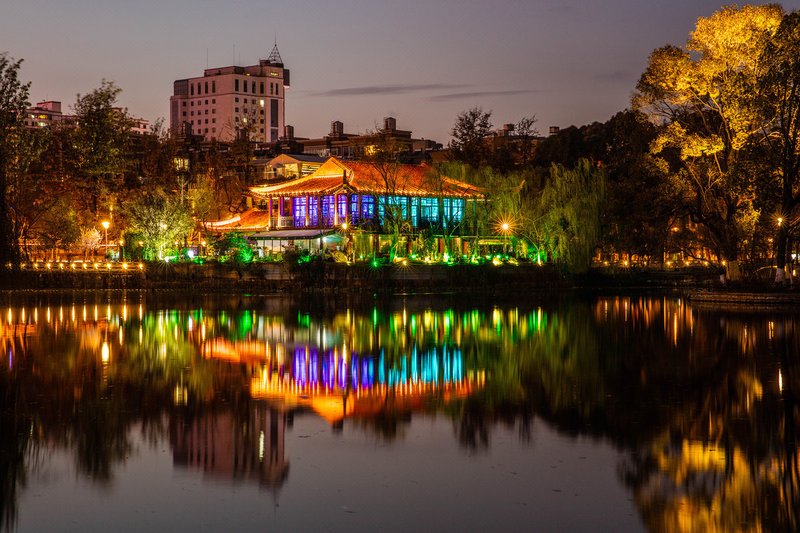 Orange Hotel Select (Kunming Green Lake) Over view