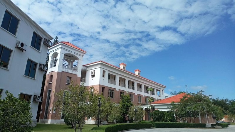 Yue Feng Yuan Hotel Over view