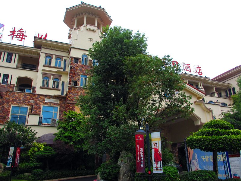 Country Garden Holiday Hotel Meizhou Over view