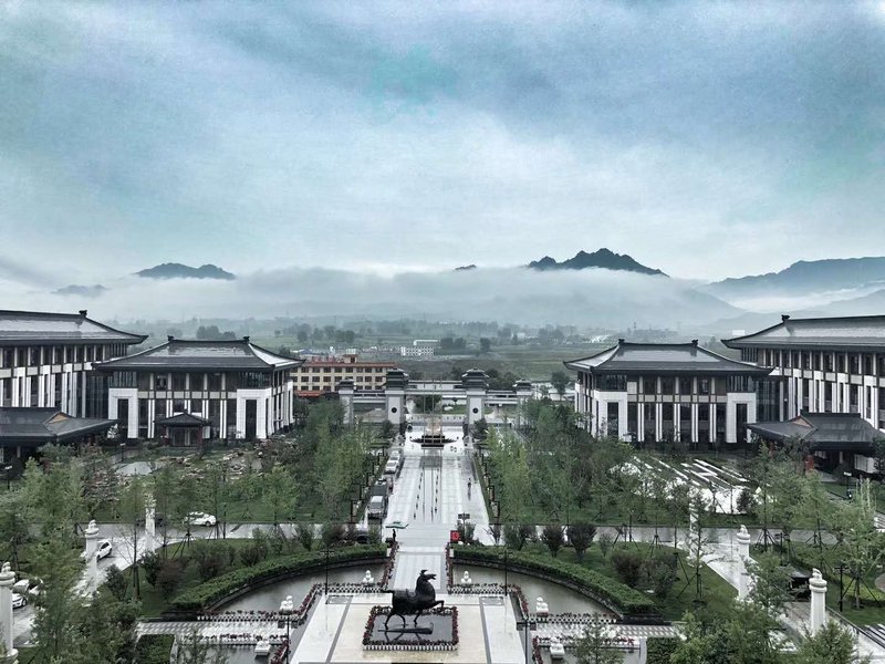 Huazhong Holiday Hot Spring HotelOver view