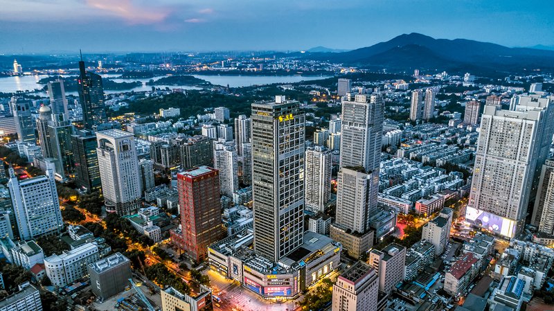 Golden Eagle Summit Hotel Nanjing Over view