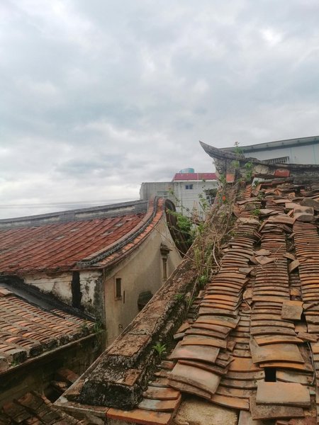 Linger Away Youth HostelOver view