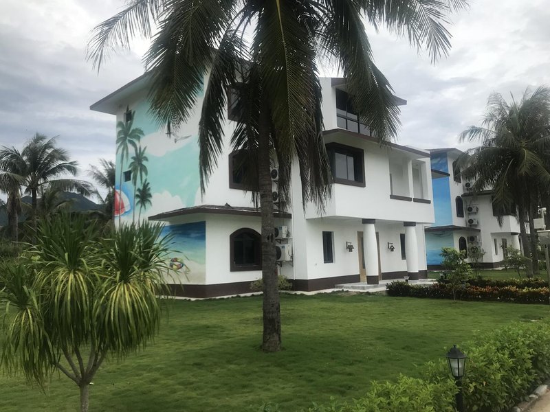 616 Surfing HostelOver view