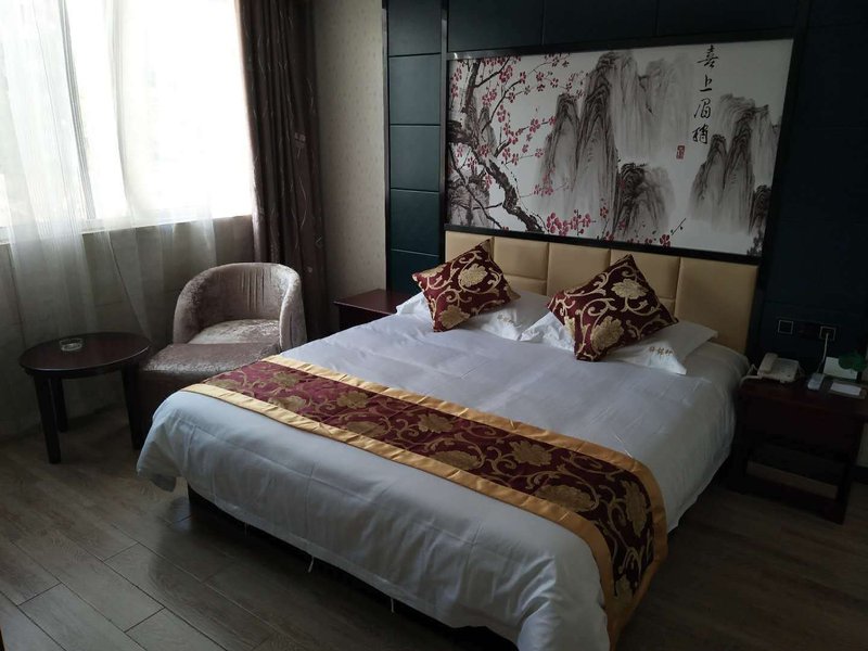 YI MING XUANGuest Room