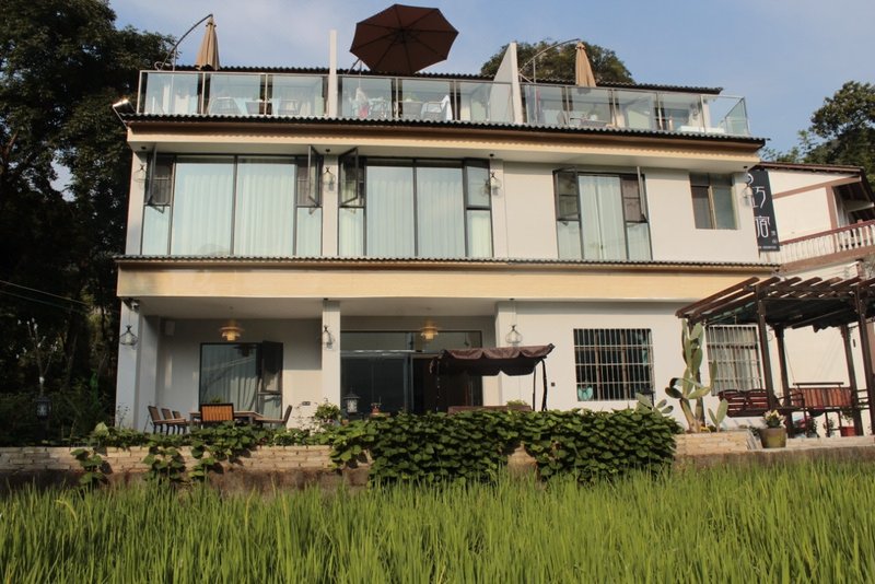Qiaosu Zhenpin Hostel Over view