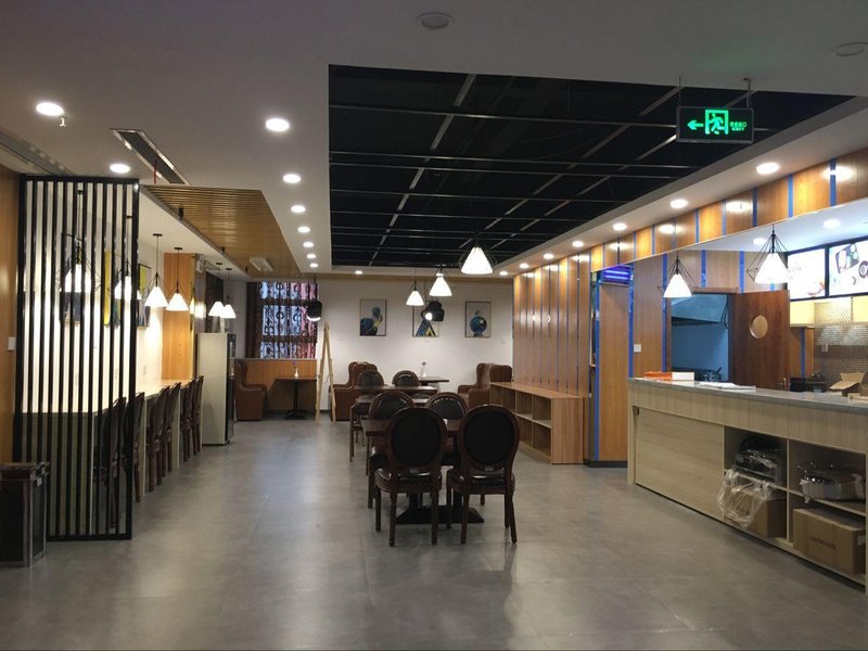 Yasman Esports Hotel Restaurant