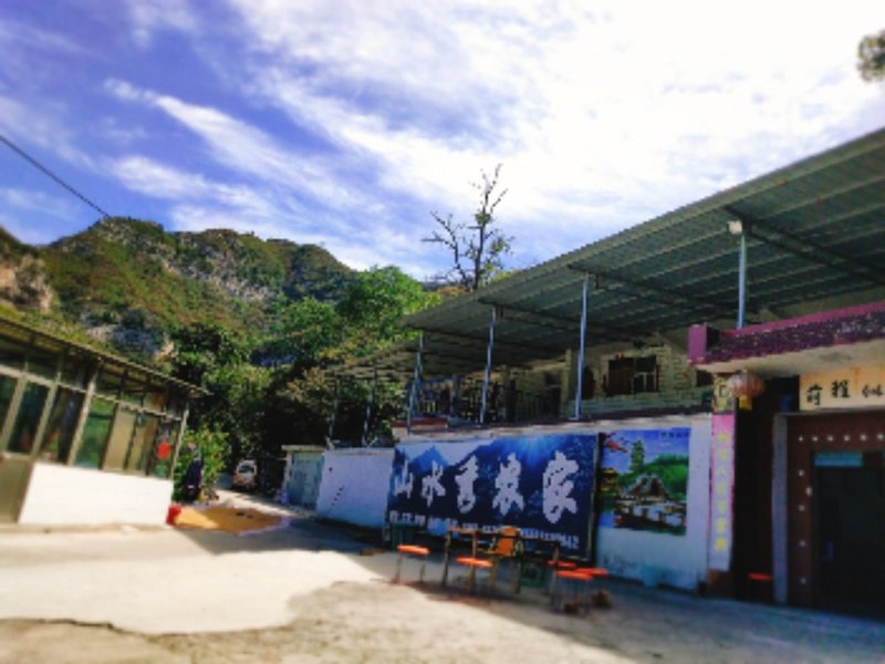  酒店外观