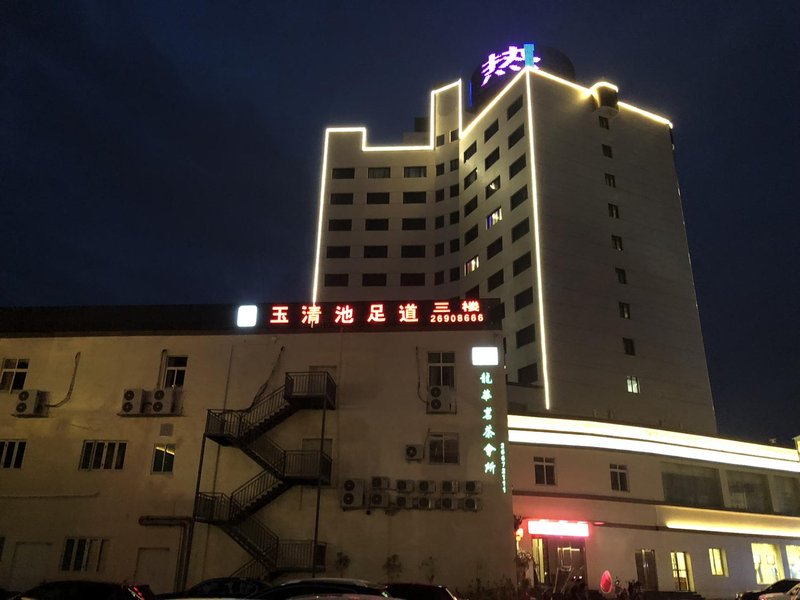 Longhua Hotel Over view