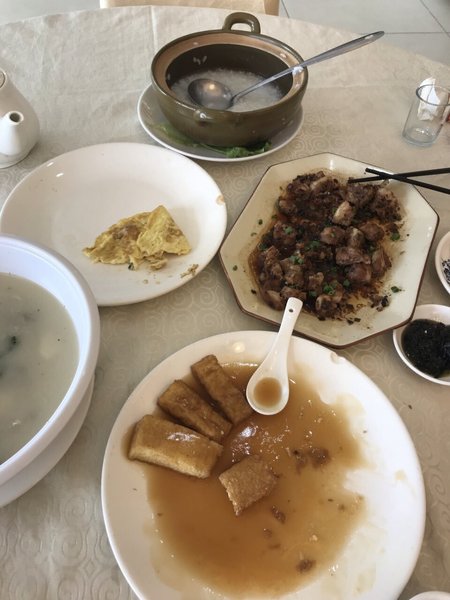 乐途酒店(珠海横琴海洋王国店)