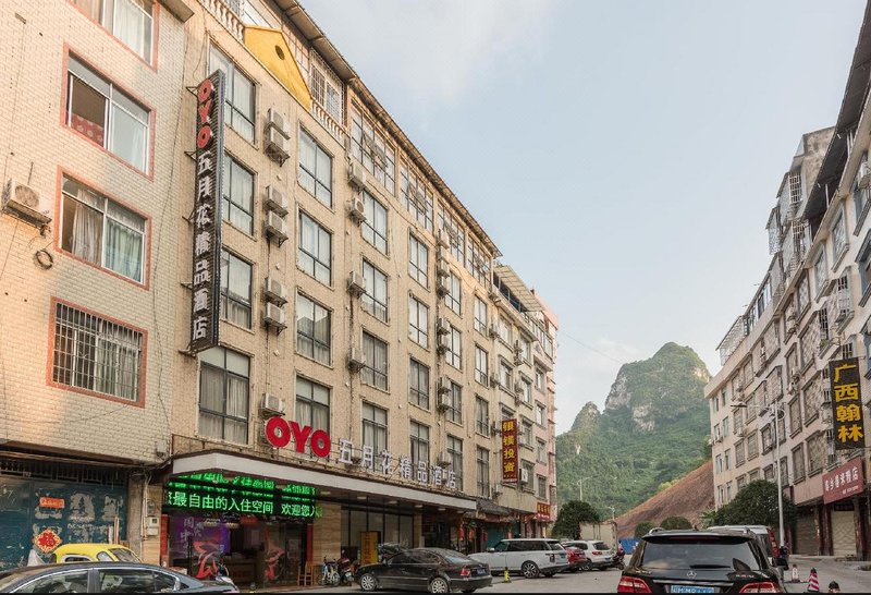 May Flower Fashion HotelOver view