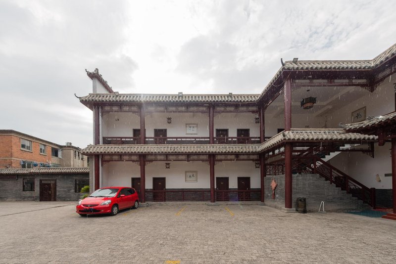 Kaifeng Baogong Lake Express Hotel Over view