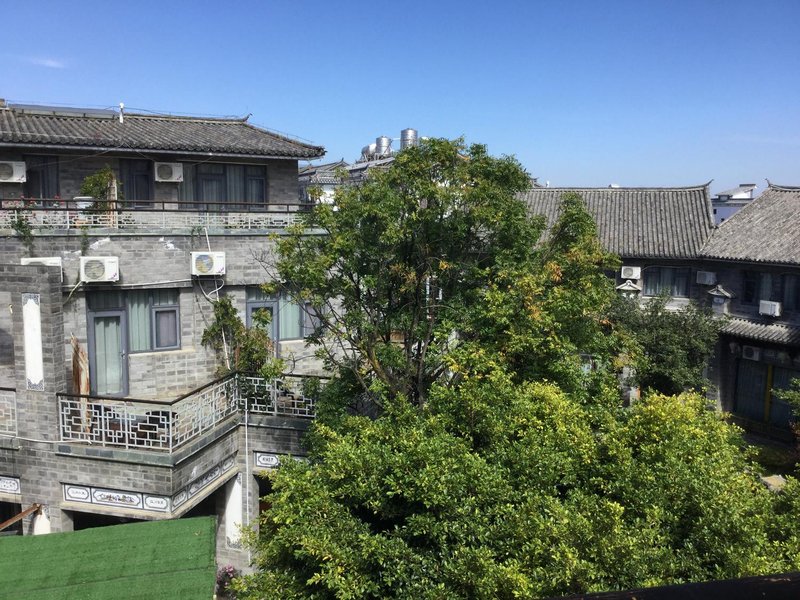 Tuyue Garden Hotel (Dali Ancient Town) Over view