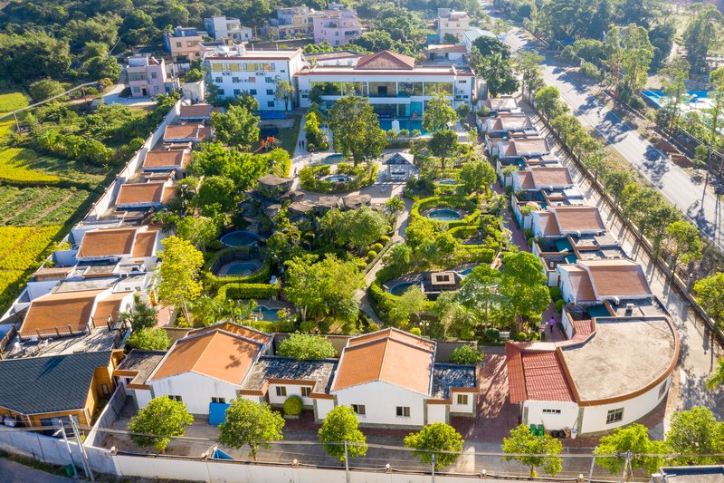 Shunyi Oriental baipenhu Hot Spring Hotel (Huizhou Huidong Baipenzhu store) over view