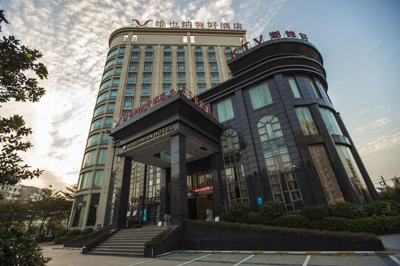 Vienna Hotel (Foshan Gaoming Avenue) over view