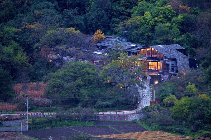 Siming Jingshe Hotel Over view