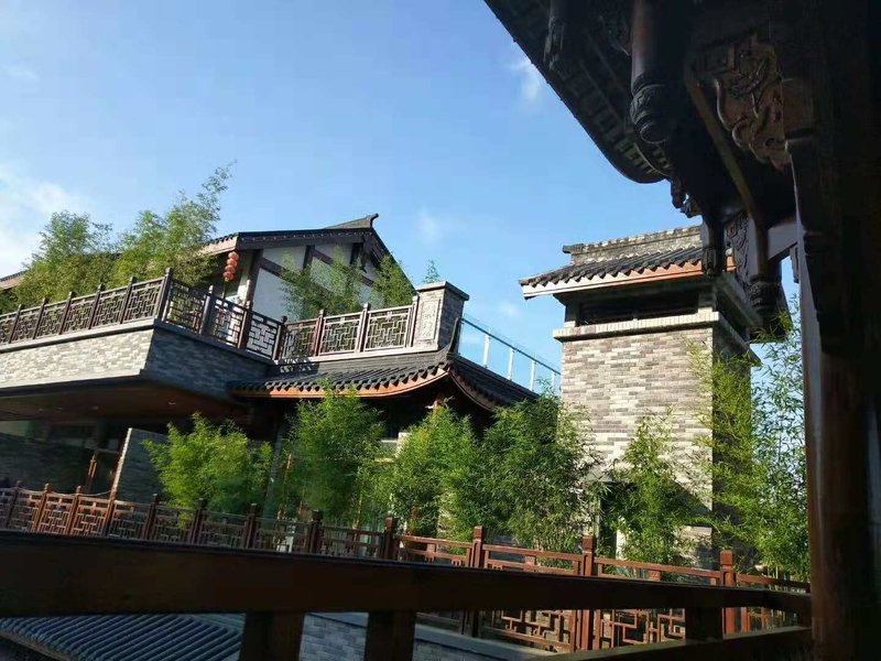 GLADNESS GARDEN Over view