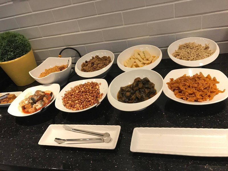 Princess & Elephant Hotel Restaurant