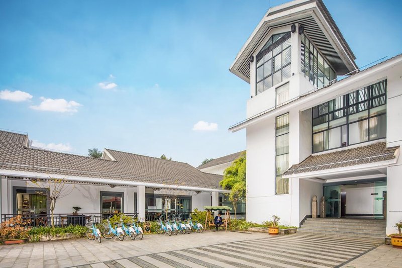 Floral Hotel Tianmu Mingju Tea House Over view