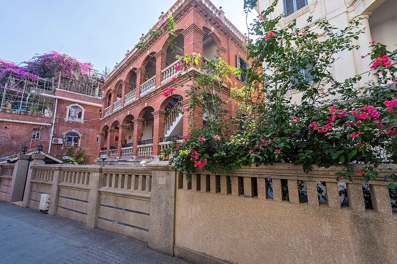 Xiamen Gulangyu Eiffel Holiday Hotel Over view