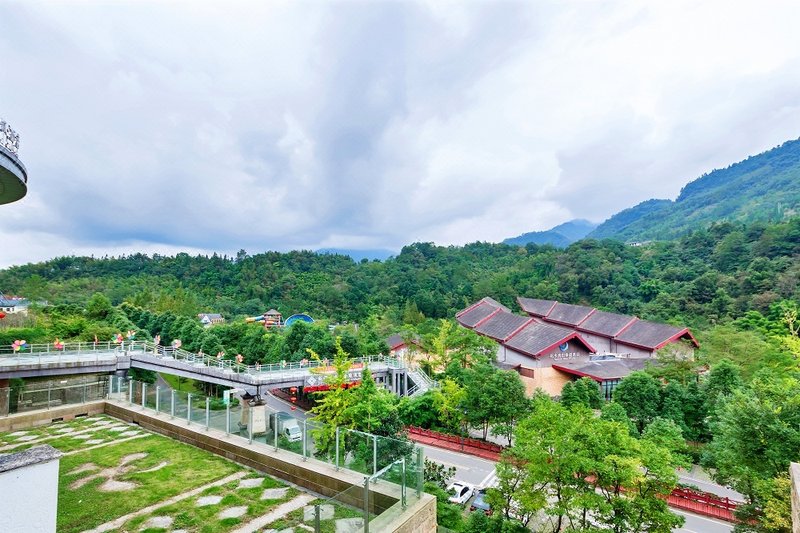 China Railway Huashuiwan Hot Spring Hotel Over view