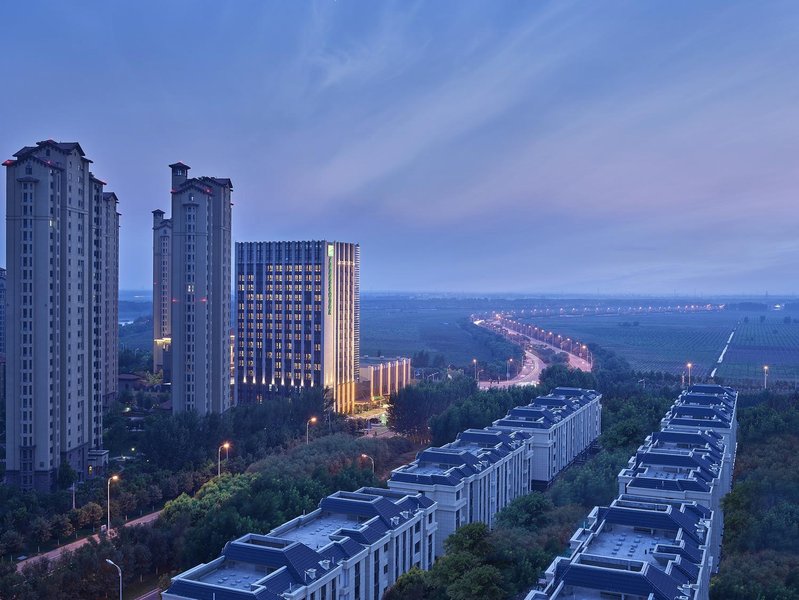 Holiday Inn Tianjin Wuqing Over view