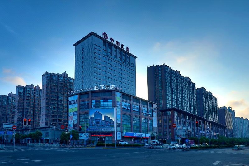 Orange Hotel (Shanghai Weining Road Metro Station)Over view