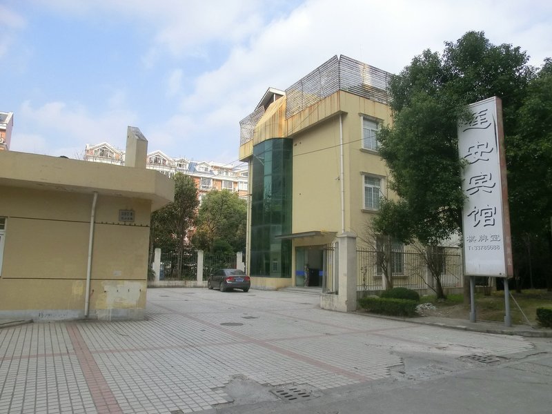 Jiejia Hotel  Over view